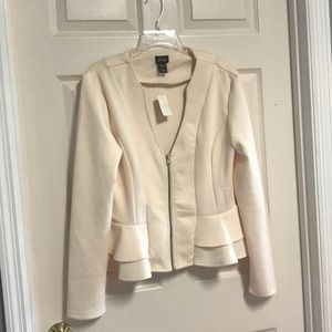 New Beautiful cream jacket w/ peplum ruffle